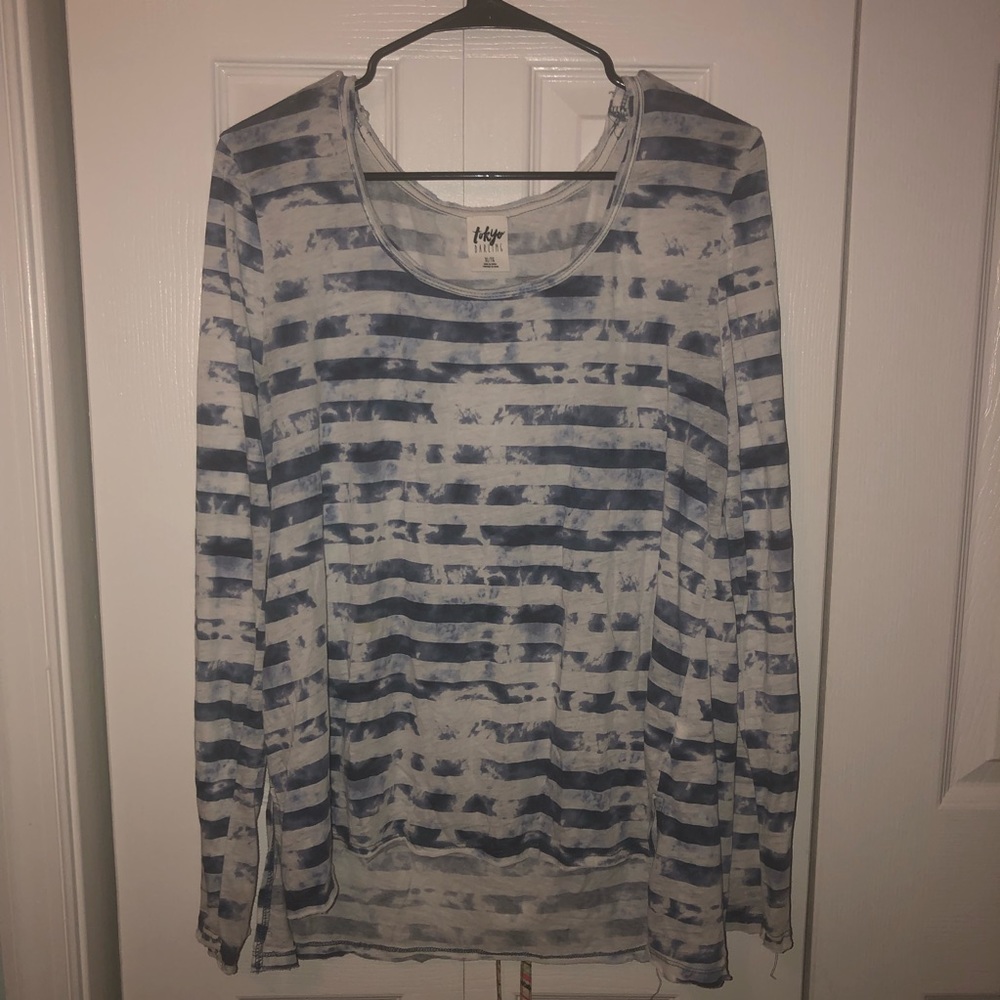 Long sleeve shirt